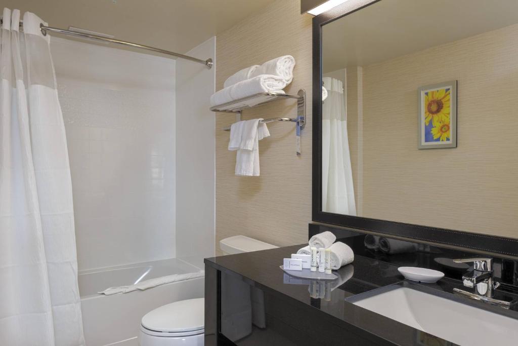 Fairfield Inn & Suites Belleville