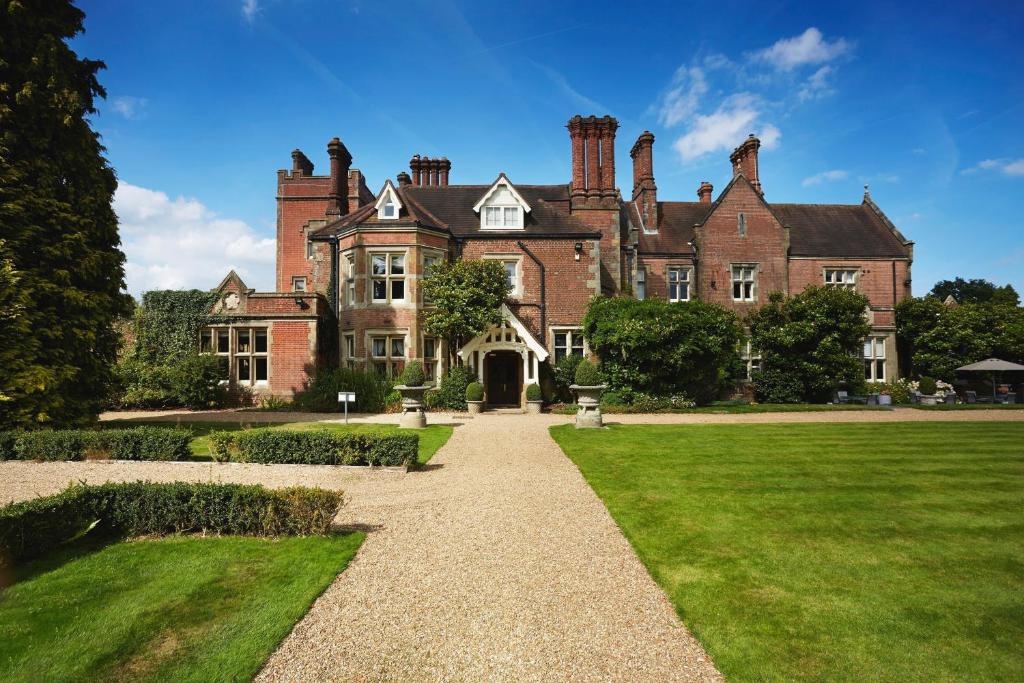 Alexander House And Utopia Spa