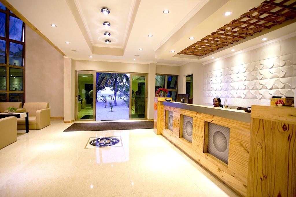 Kaani Beach Hotel At Maafushi