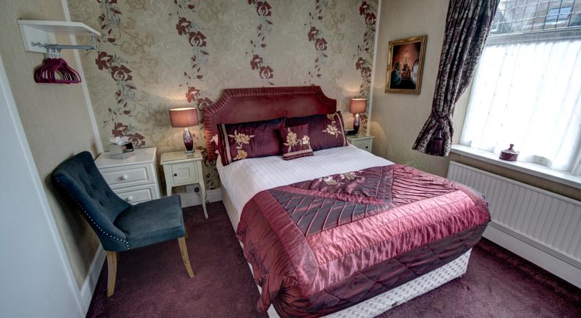 Grovefield Manor