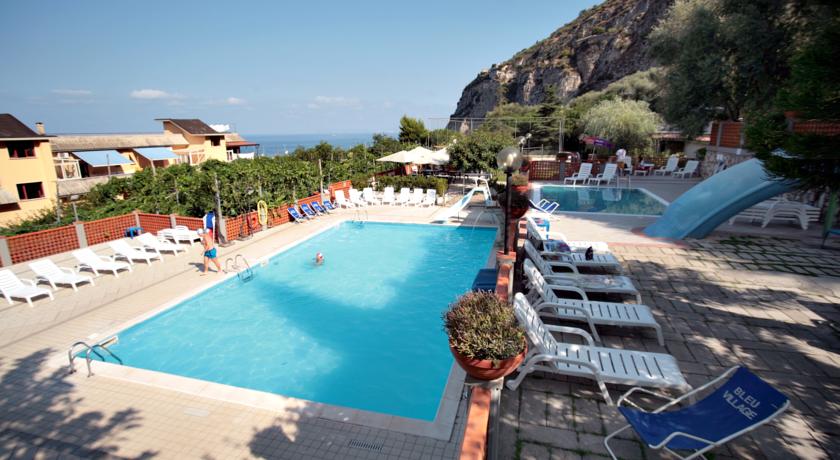 Villaggio Turistico Bleu Village