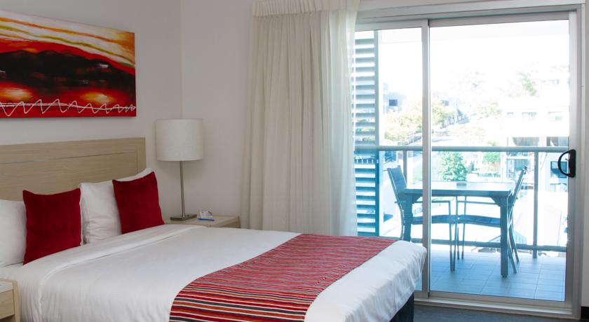 Jephson Hotel & Apartments