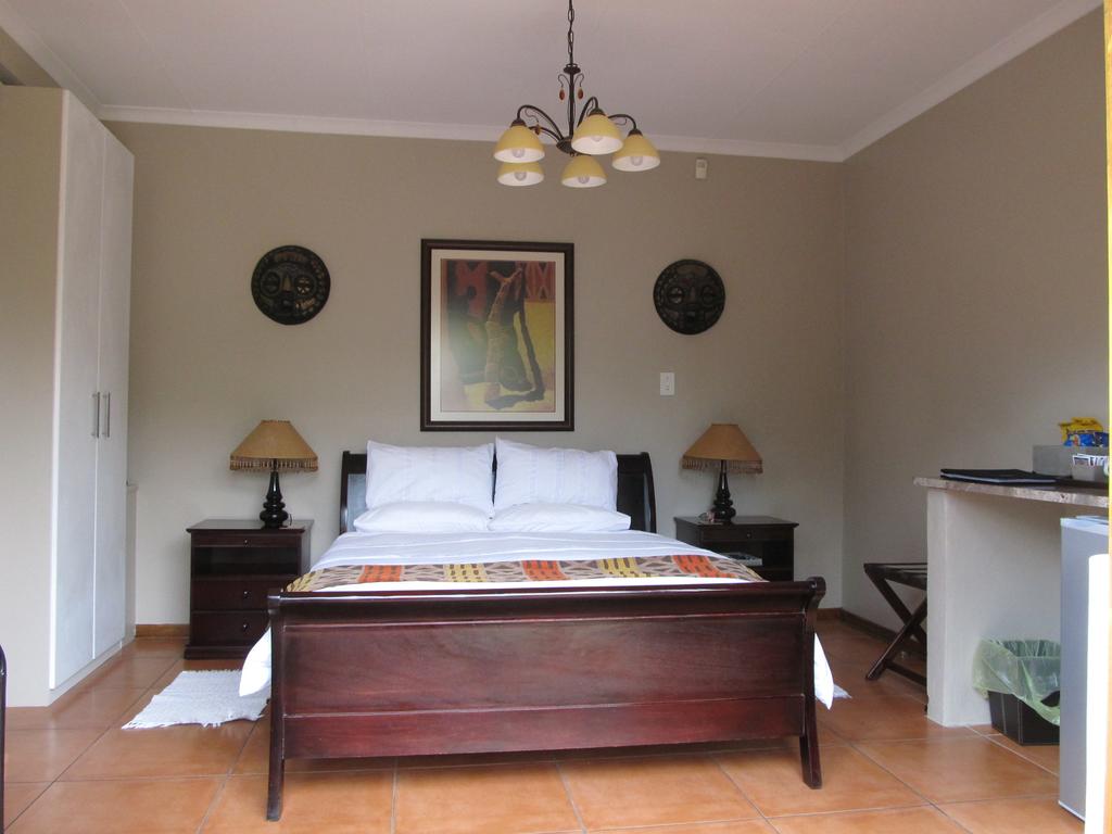 Five A Morris Bed And Breakfast