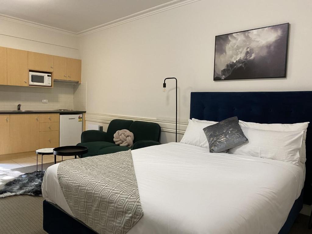 Quality Suites Beaumont Kew
