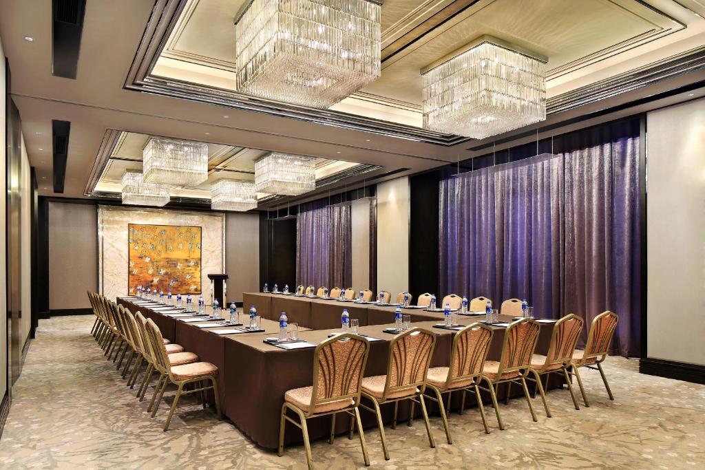 The Qube Hotel Xinqiao