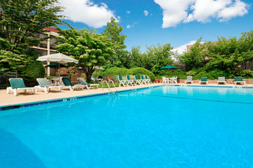 Holiday Inn Westbury - Long Island