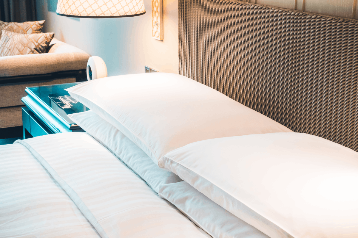 Why Are Hotel Pillows So Comfortable UK?